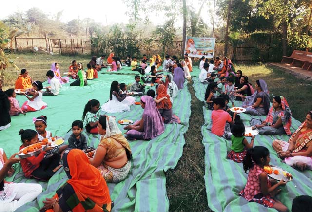 संत श्री आशारामजी गुरुकुल वापी द्बारा अंबेमाता मंदिर, चणोद में भव्यरुप ...
